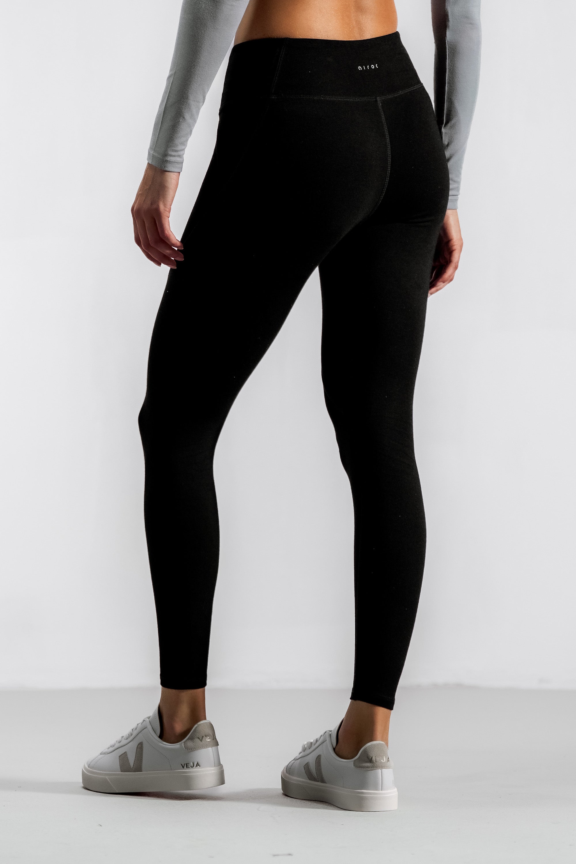 The Contour Bamboo Leggings | Midnight Black