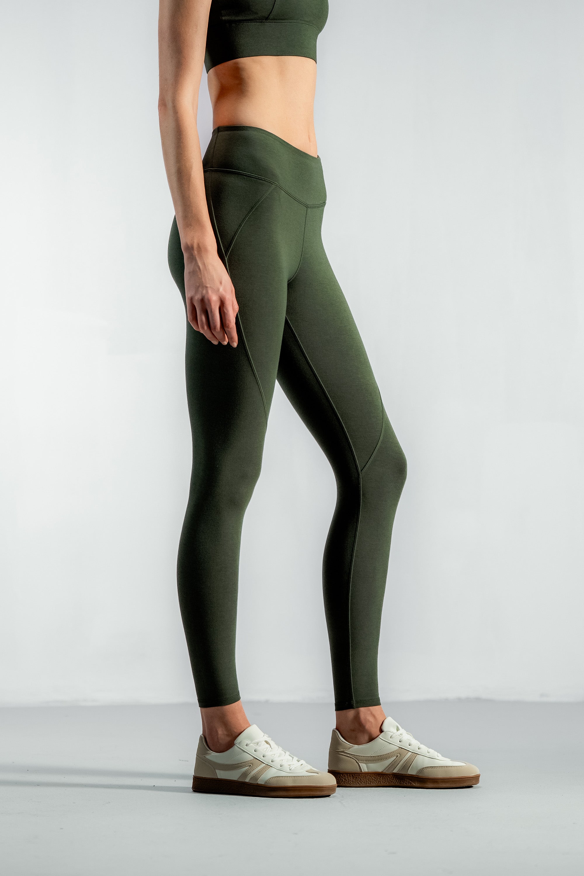 The Contourbamboo™ Leggings | Nordic Green