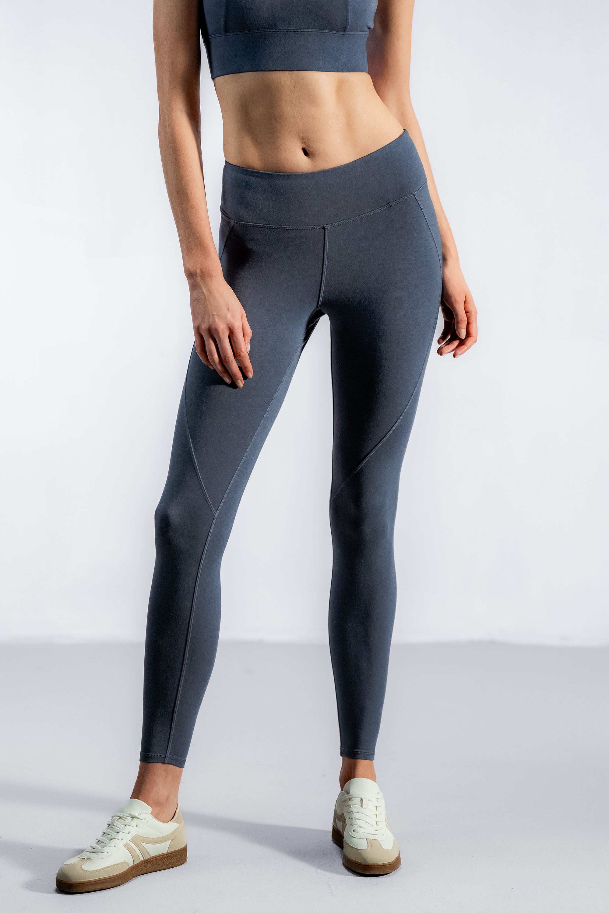 The Contourbamboo™ Leggings | Smokey Blue