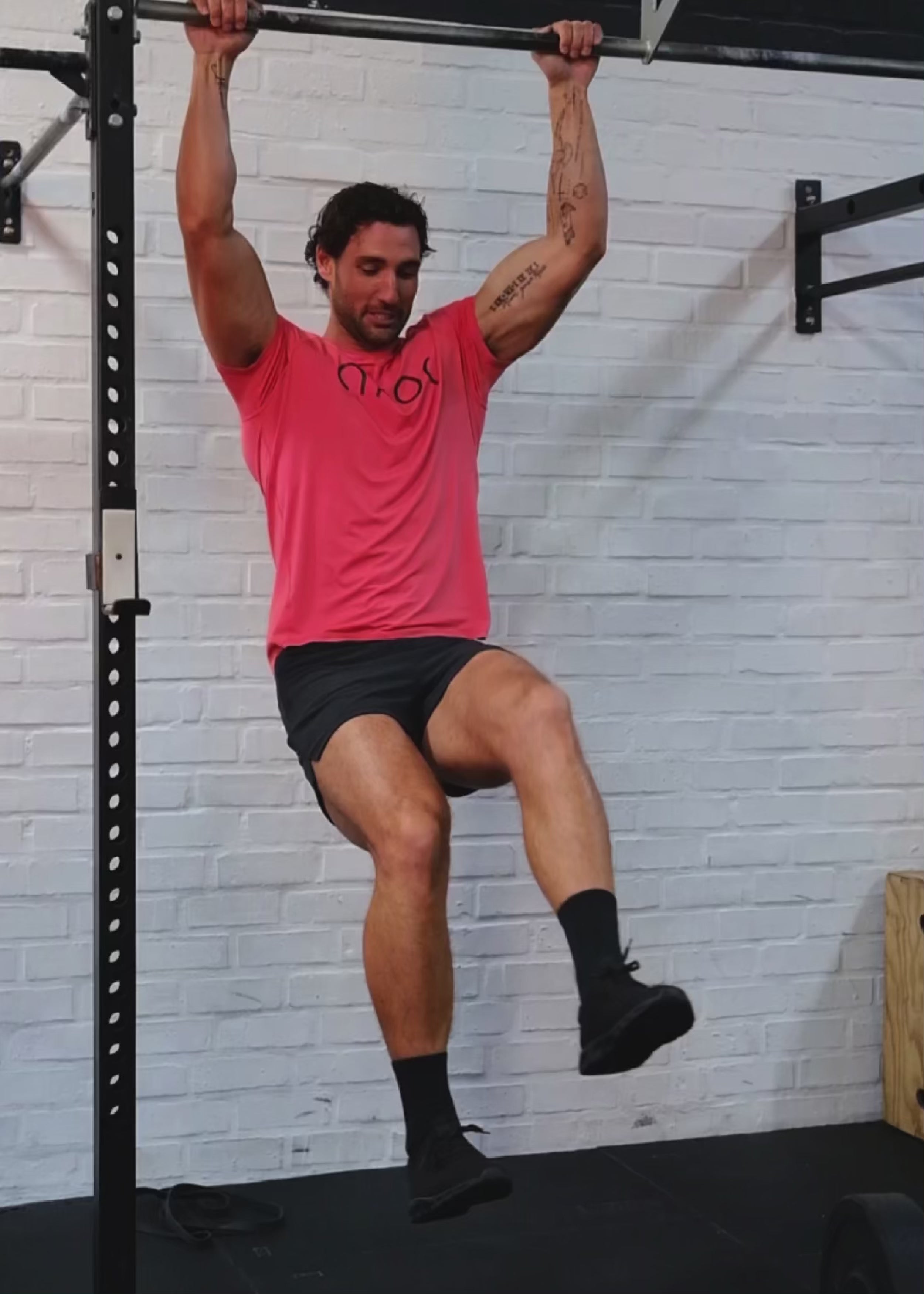 The Ether Bamboo Training Tee | Executive Salmon Pink