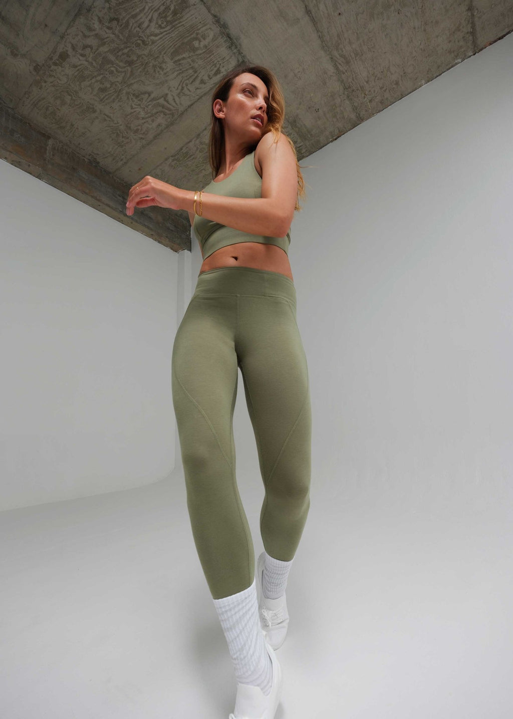 Women's Bamboo Contour Leggings - Airoc Ltd.